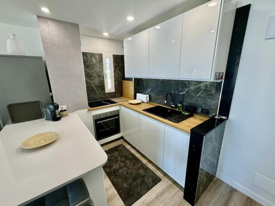 Amazing Apartment In Las Americas Playa de las Americas  Exterior foto